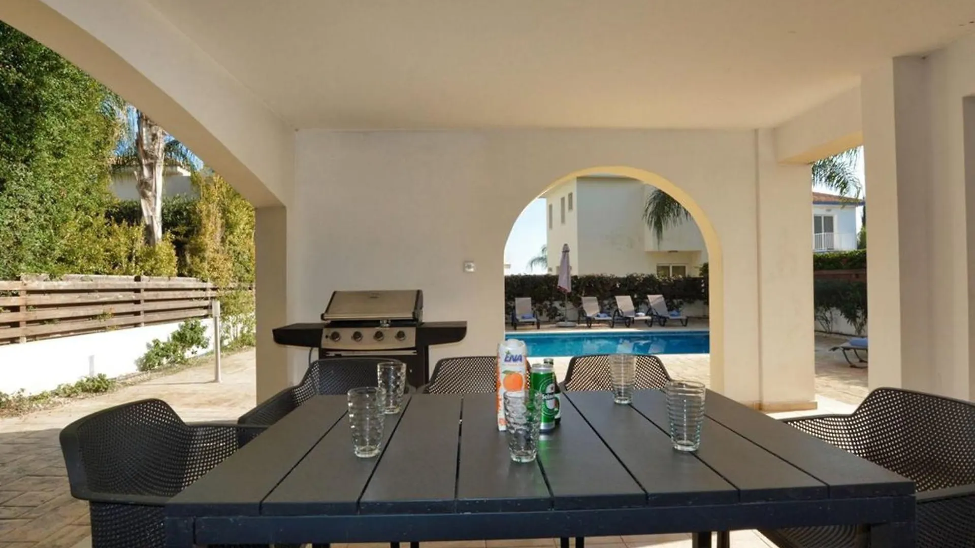 Villa Protaras Paralia, Spacious 4Bdr Central Protaras Villa, Close To Fig Tree Bay Beach