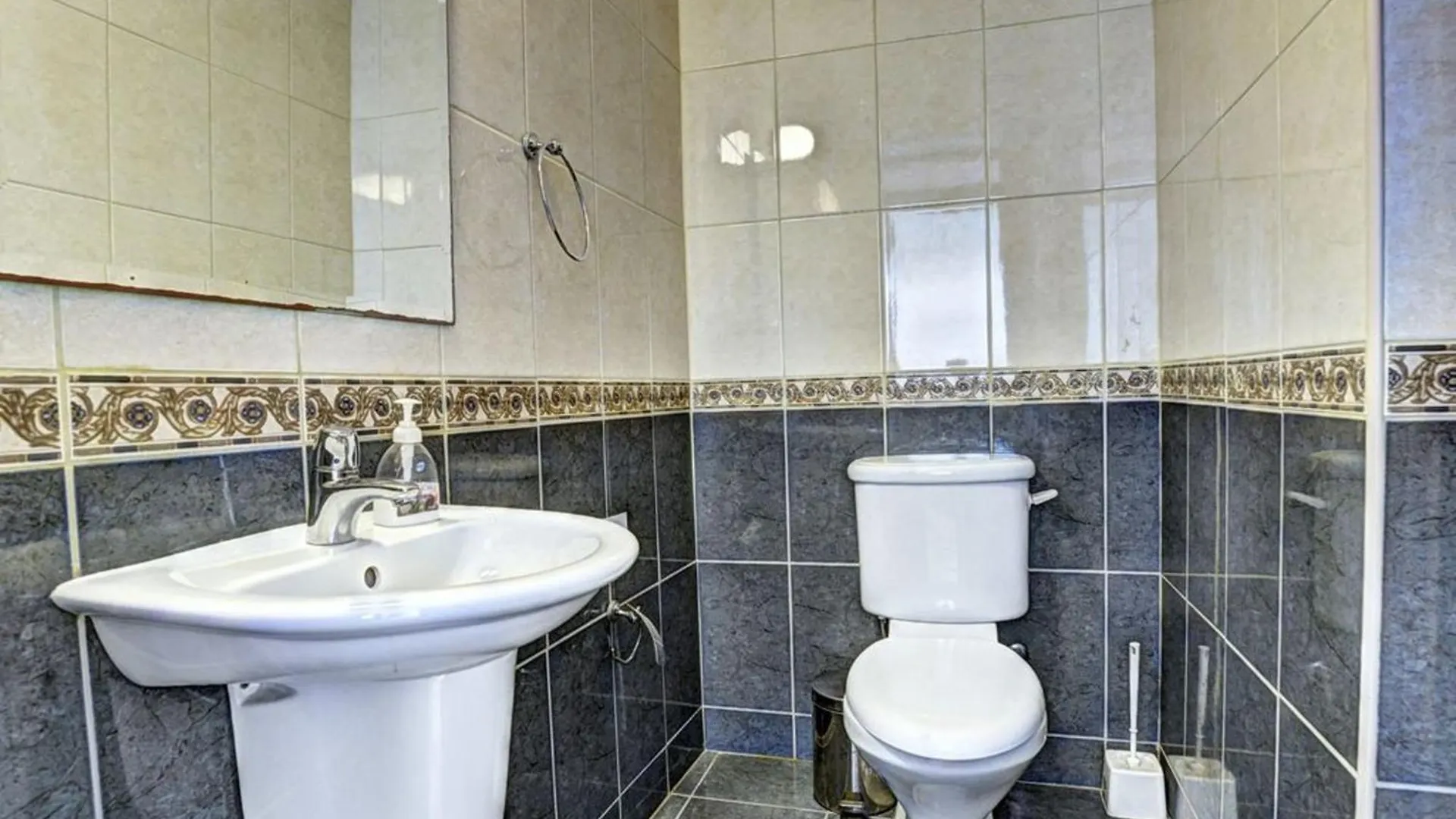 Villa Protaras Paralia, Spacious 4Bdr Central Protaras Villa, Close To Fig Tree Bay Beach