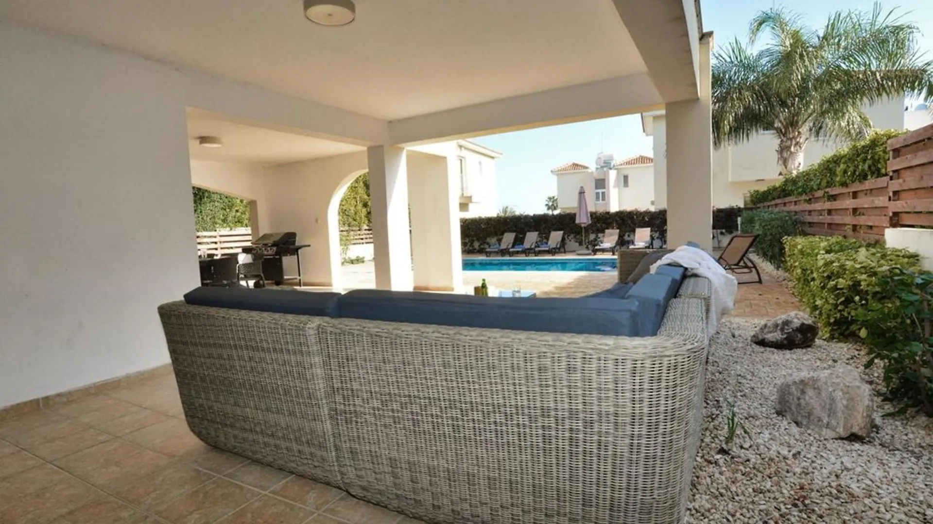 Villa Protaras Paralia, Spacious 4Bdr Central Protaras Villa, Close To Fig Tree Bay Beach Cyprus